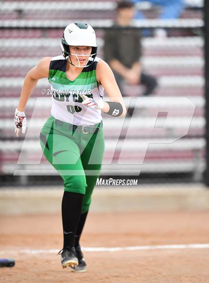 Thumbnail 2 in Santo @ Mineral Wells photogallery.