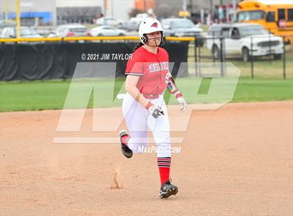 Thumbnail 1 in Santo @ Mineral Wells photogallery.