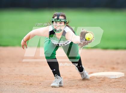Thumbnail 3 in Santo @ Mineral Wells photogallery.
