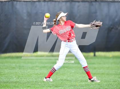 Thumbnail 2 in Santo @ Mineral Wells photogallery.