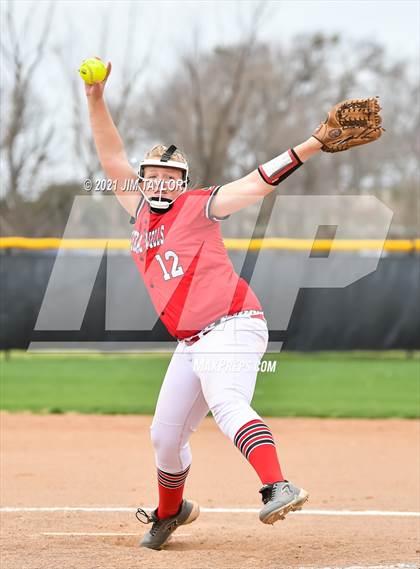 Thumbnail 3 in Santo @ Mineral Wells photogallery.