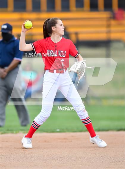 Thumbnail 2 in Santo @ Mineral Wells photogallery.