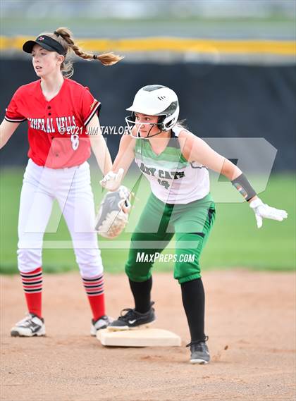 Thumbnail 2 in Santo @ Mineral Wells photogallery.