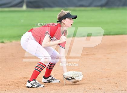 Thumbnail 1 in Santo @ Mineral Wells photogallery.