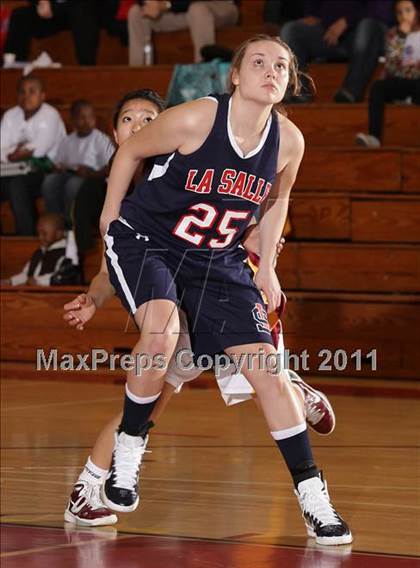 Thumbnail 2 in Arcadia vs. La Salle (La Canada Tournament) photogallery.