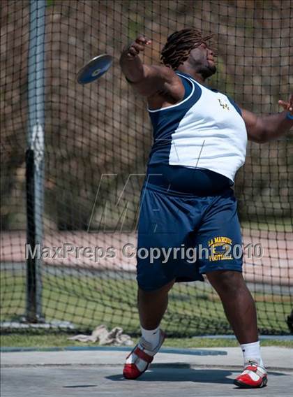 Thumbnail 2 in Victor Lopez Bayou Classic photogallery.