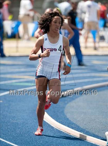 Thumbnail 3 in Victor Lopez Bayou Classic photogallery.