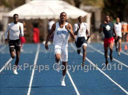 Thumbnail 2 in Victor Lopez Bayou Classic photogallery.