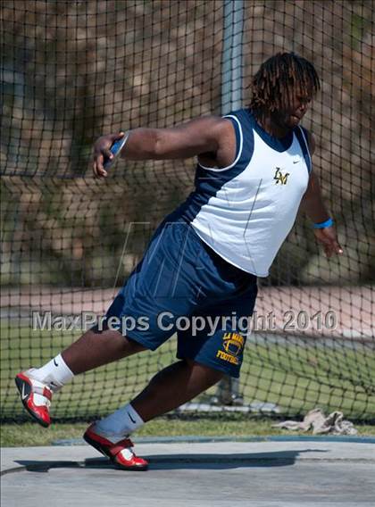 Thumbnail 1 in Victor Lopez Bayou Classic photogallery.
