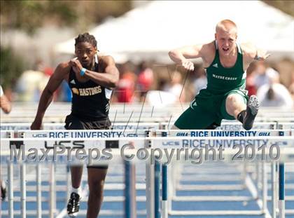 Thumbnail 1 in Victor Lopez Bayou Classic photogallery.