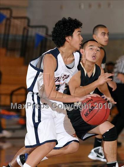 Thumbnail 1 in Buhach Colony vs. Cosumnes River (Running with the Pack) photogallery.
