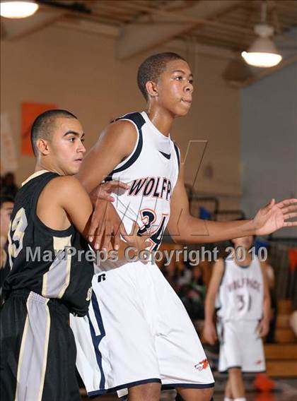 Thumbnail 1 in Buhach Colony vs. Cosumnes River (Running with the Pack) photogallery.
