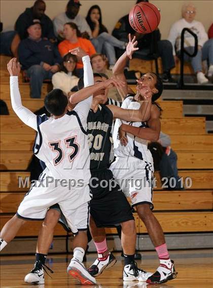 Thumbnail 1 in Buhach Colony vs. Cosumnes River (Running with the Pack) photogallery.
