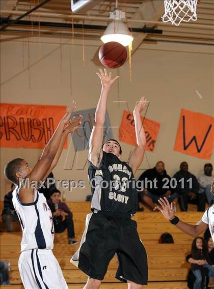 Thumbnail 1 in Buhach Colony vs. Cosumnes River (Running with the Pack) photogallery.