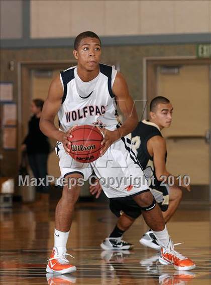 Thumbnail 3 in Buhach Colony vs. Cosumnes River (Running with the Pack) photogallery.