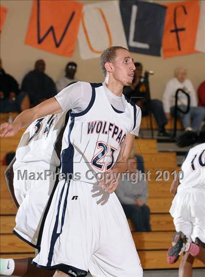 Thumbnail 3 in Buhach Colony vs. Cosumnes River (Running with the Pack) photogallery.
