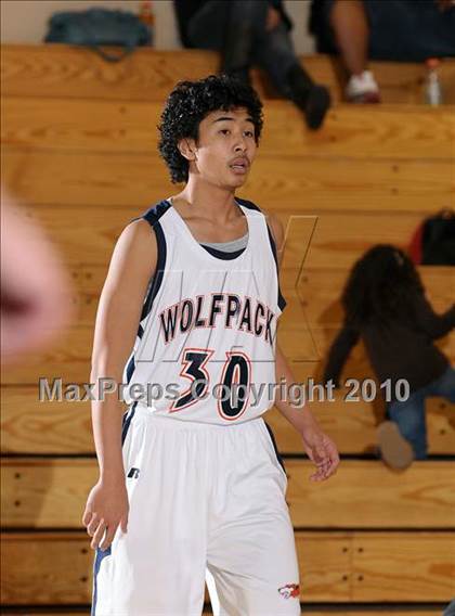 Thumbnail 1 in Buhach Colony vs. Cosumnes River (Running with the Pack) photogallery.
