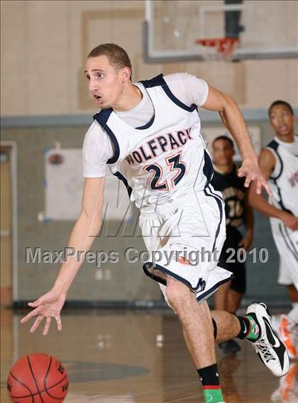 Thumbnail 2 in Buhach Colony vs. Cosumnes River (Running with the Pack) photogallery.
