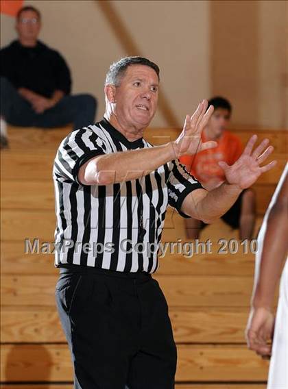 Thumbnail 3 in Buhach Colony vs. Cosumnes River (Running with the Pack) photogallery.