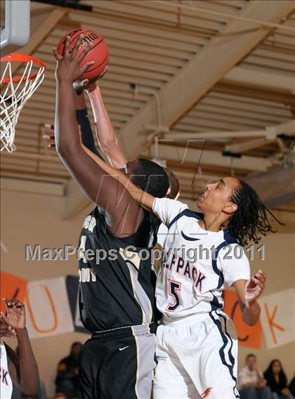 Thumbnail 3 in Buhach Colony vs. Cosumnes River (Running with the Pack) photogallery.