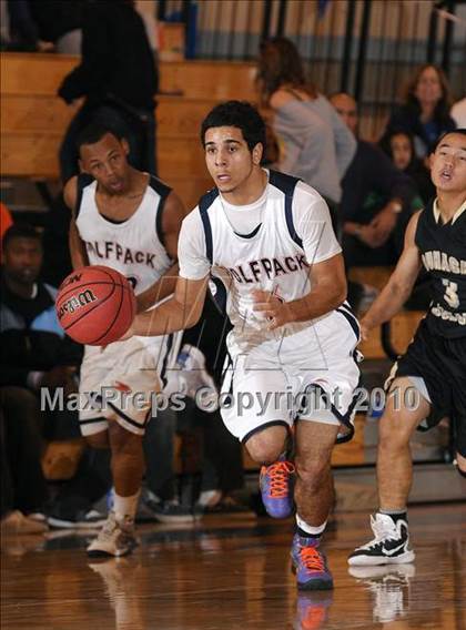 Thumbnail 1 in Buhach Colony vs. Cosumnes River (Running with the Pack) photogallery.