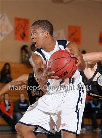Thumbnail 1 in Buhach Colony vs. Cosumnes River (Running with the Pack) photogallery.