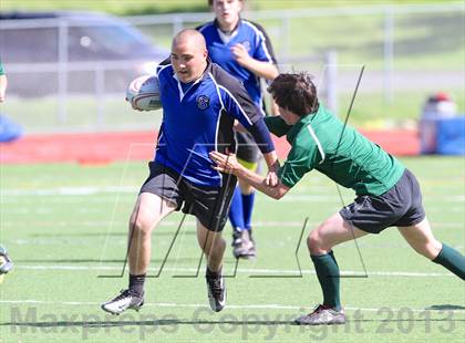 Thumbnail 1 in New London vs Southington (Division 2 Consolation) photogallery.