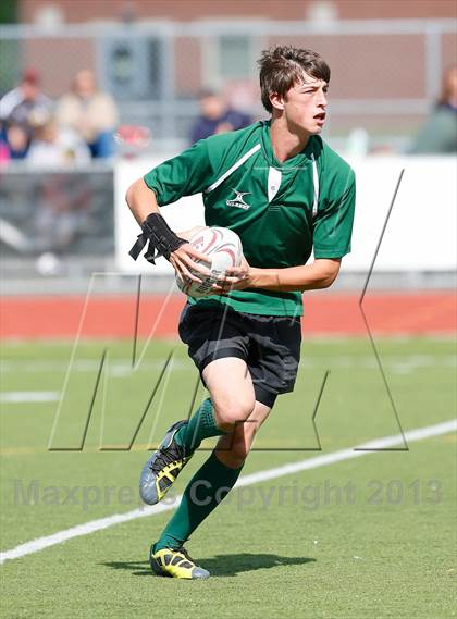 Thumbnail 1 in New London vs Southington (Division 2 Consolation) photogallery.