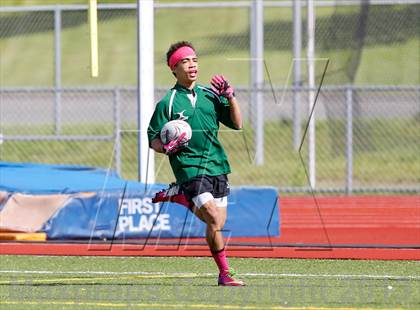 Thumbnail 2 in New London vs Southington (Division 2 Consolation) photogallery.