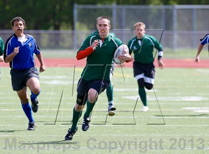 Thumbnail 1 in New London vs Southington (Division 2 Consolation) photogallery.