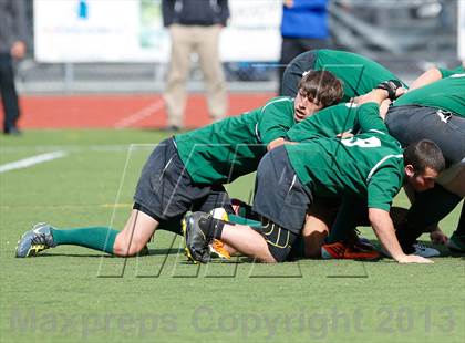 Thumbnail 1 in New London vs Southington (Division 2 Consolation) photogallery.