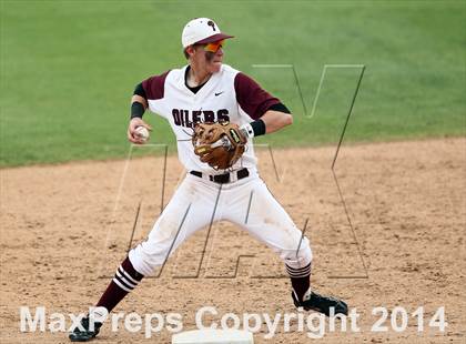 Thumbnail 1 in Pearland vs. Flower Mound (UIL 5A Semifinal) photogallery.