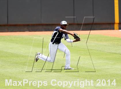 Thumbnail 2 in Pearland vs. Flower Mound (UIL 5A Semifinal) photogallery.