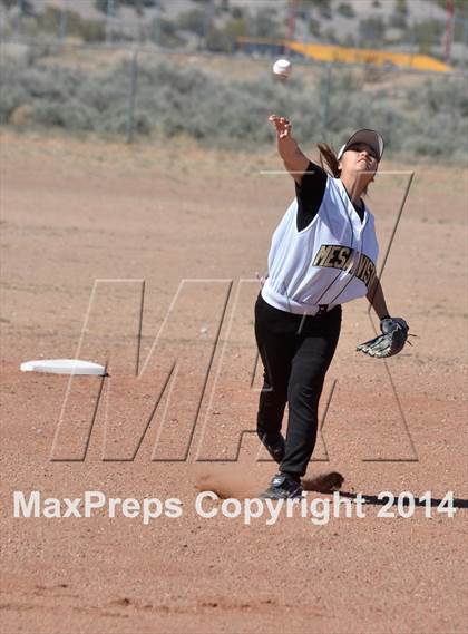 Thumbnail 3 in Mesa Vista @ Penasco photogallery.