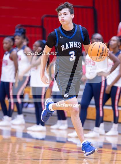 Thumbnail 1 in Banks County vs Southwest (GHSA A D1 Sweet 16) photogallery.