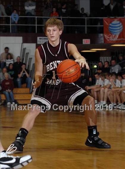 Thumbnail 1 in Benton vs Hamilton County (Benton Invitational Tournament) photogallery.