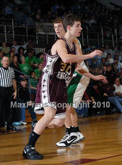 Thumbnail 2 in Benton vs Hamilton County (Benton Invitational Tournament) photogallery.