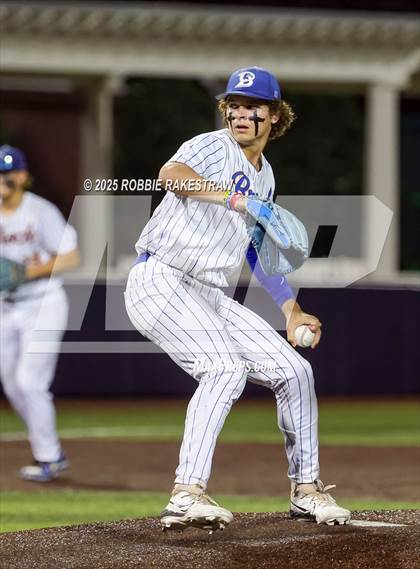 Thumbnail 1 in Brock vs. Spring Hill (UIL 4A DII State Semifinal Playoff) photogallery.