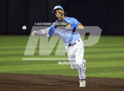 Thumbnail 1 in Brock vs. Spring Hill (UIL 4A DII State Semifinal Playoff) photogallery.