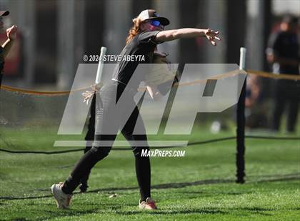 Thumbnail 1 in Arapahoe @ Columbine (CHSAA 5A First Round) photogallery.