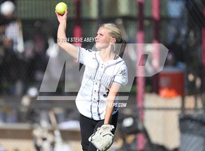 Thumbnail 3 in Arapahoe @ Columbine (CHSAA 5A First Round) photogallery.