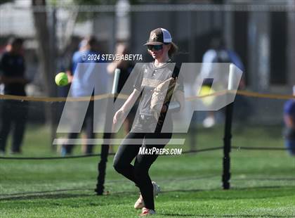 Thumbnail 3 in Arapahoe @ Columbine (CHSAA 5A First Round) photogallery.