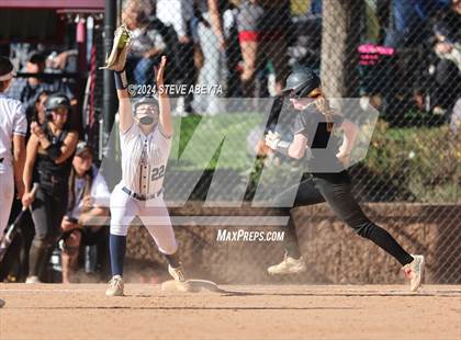 Thumbnail 2 in Arapahoe @ Columbine (CHSAA 5A First Round) photogallery.