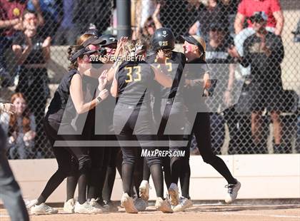 Thumbnail 1 in Arapahoe @ Columbine (CHSAA 5A First Round) photogallery.
