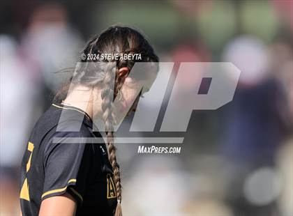 Thumbnail 3 in Arapahoe @ Columbine (CHSAA 5A First Round) photogallery.