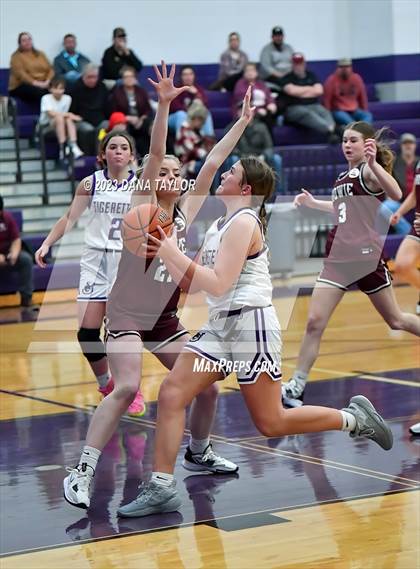 Thumbnail 2 in Bowie @ Jacksboro photogallery.