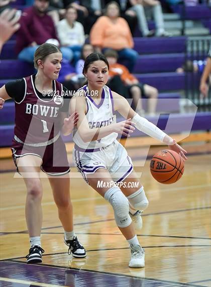 Thumbnail 3 in Bowie @ Jacksboro photogallery.