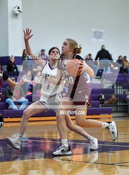 Thumbnail 3 in Bowie @ Jacksboro photogallery.