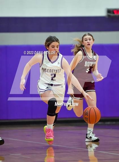 Thumbnail 2 in Bowie @ Jacksboro photogallery.