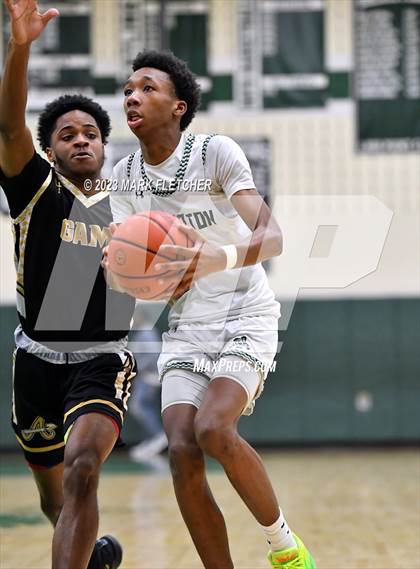 Thumbnail 2 in Absegami vs Pemberton (NJSIAA South Group 3 Round 1) photogallery.